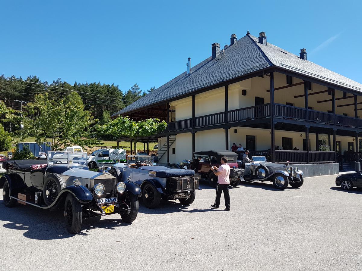 Complejo O Pineiral A Fonsagrada Hotel Eksteriør billede